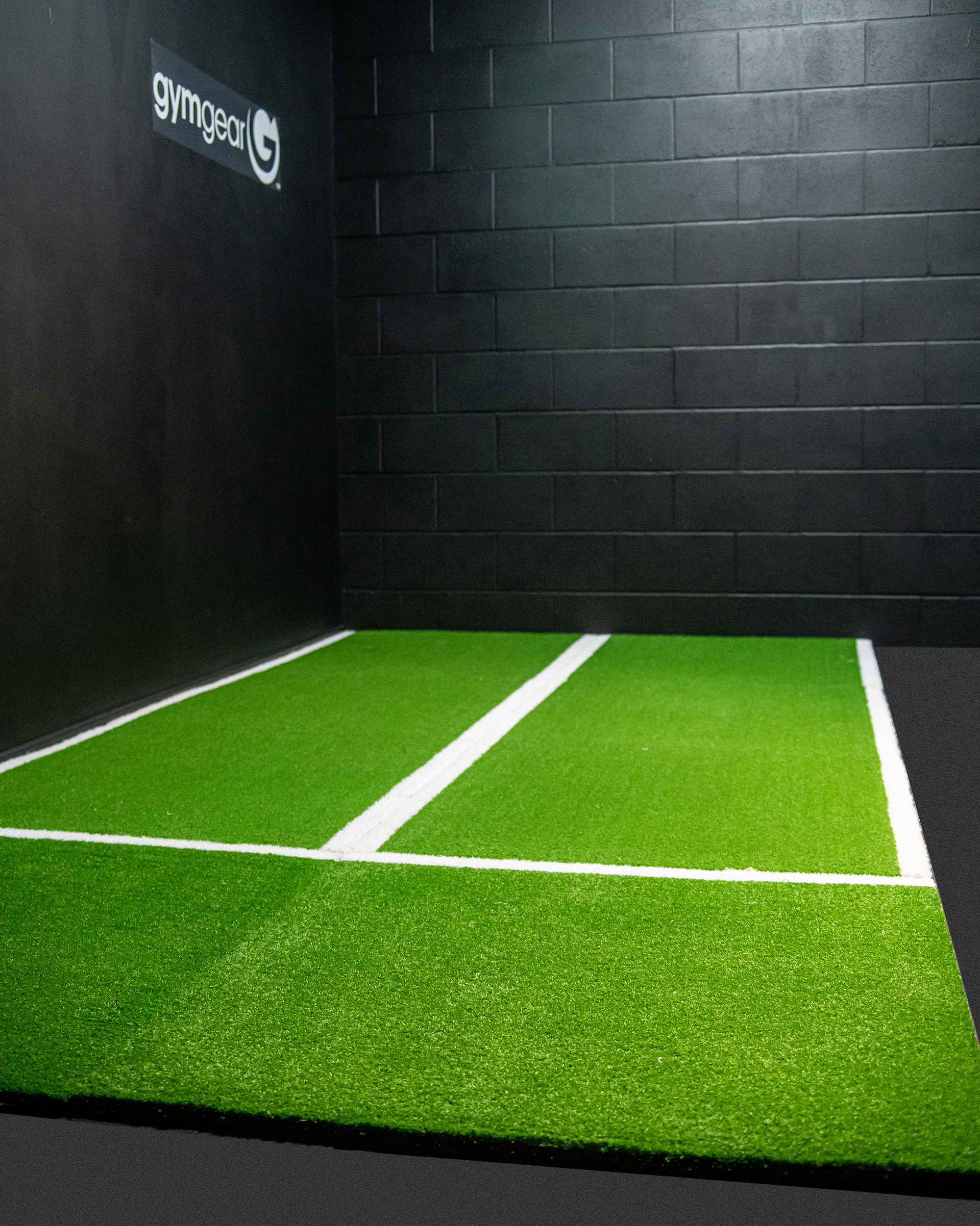 30mm Green Premium Sled Track Turf Tile 1x1m with Line Markings - Image 3