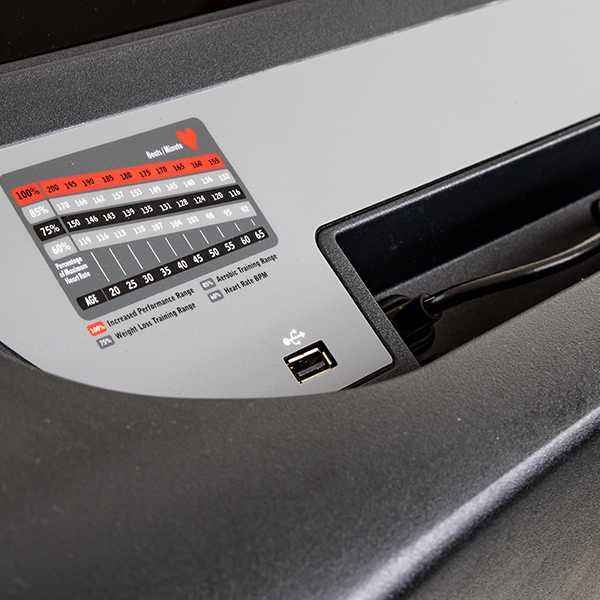 M8e Entertainment Commercial Treadmill - Image 2