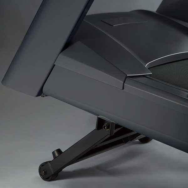 M8e Entertainment Commercial Treadmill - Image 3